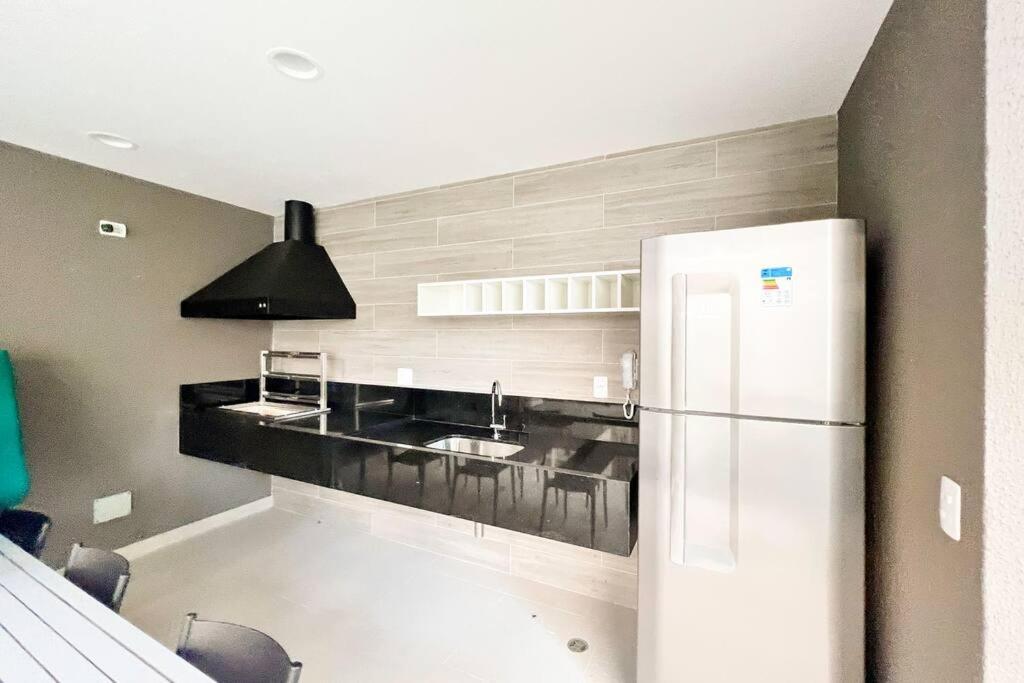 Flat Novo, Com Localizacao Privilegiada. Apartamento São Paulo