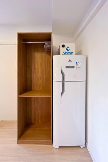 Apartamento Flat Novo, Com Localizacao Privilegiada. *